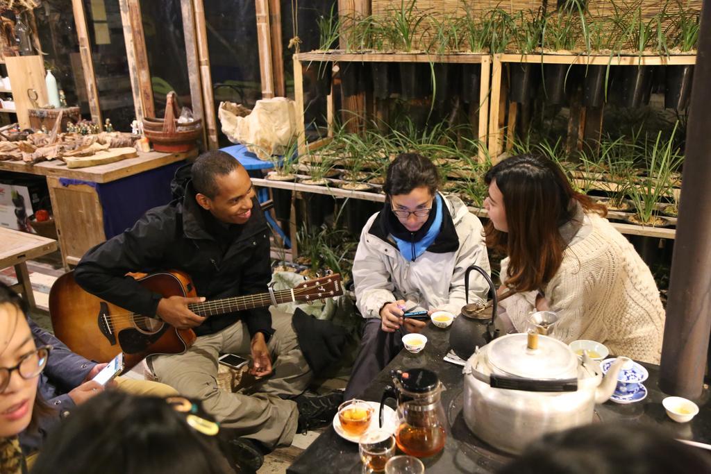 Qingheyue Inn Yi (Anhui) Bagian luar foto