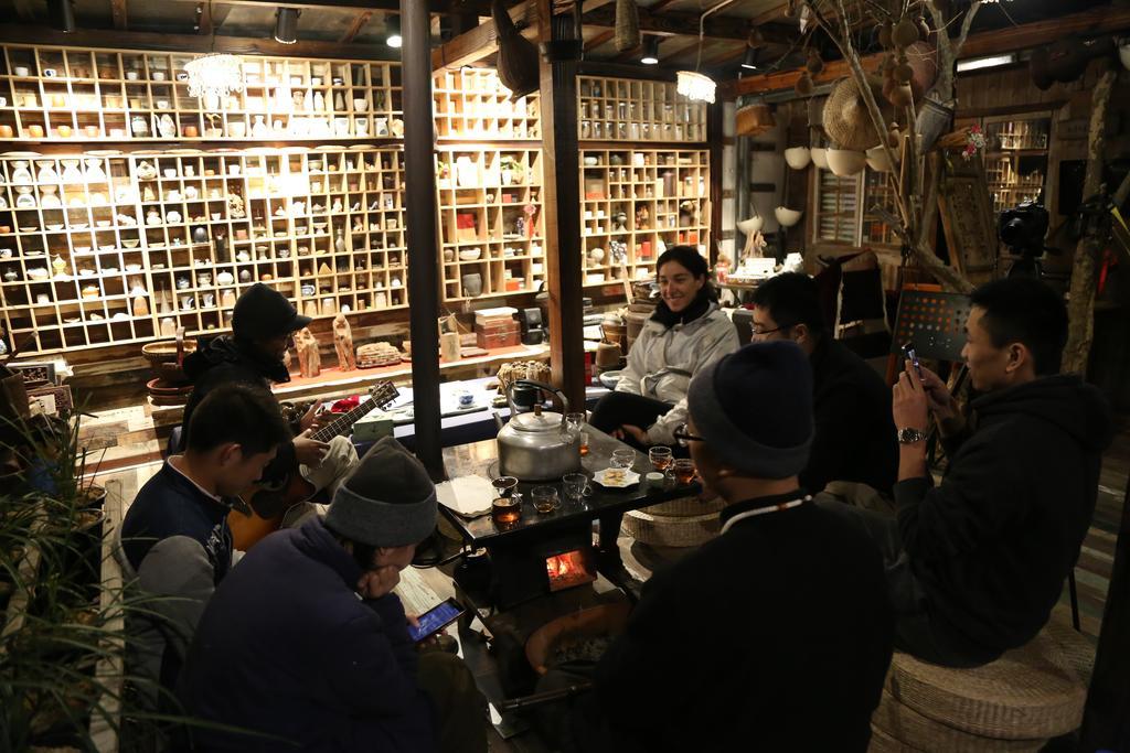 Qingheyue Inn Yi (Anhui) Bagian luar foto